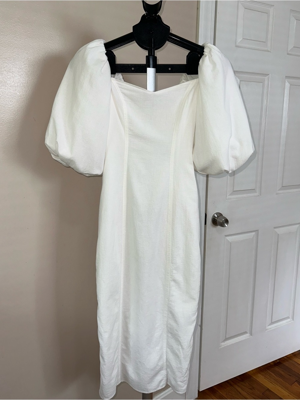 H&M White Puff-Sleeve Midi Dress - Elegant Women's Dress XS